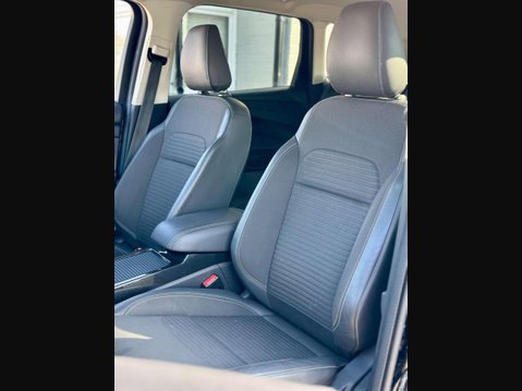 Ford Kuga 2.0 TDCi Titanium Euro 6 (s/s) 5dr 46