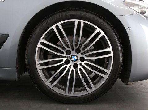 BMW 5 Series 2.0 520d M Sport Auto xDrive Euro 6 (s/s) 4dr 28