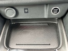 Nissan Qashqai 1.3 Qashqai N-Connecta DiG-T MHEV 5dr 50