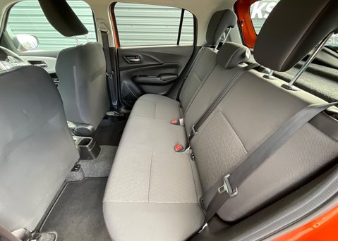 Suzuki Swift MOTION 13