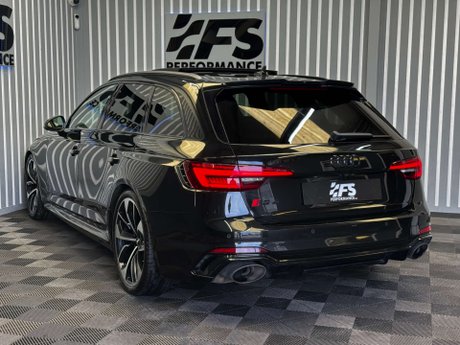 Audi RS4 2.9 TFSI V6 Estate 5dr Petrol Tiptronic quattro Euro 6 (s/s) (450 ps) 29