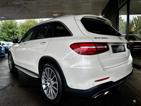 Mercedes-Benz GLC 2.1 GLC220d AMG Line (Premium) G-Tronic+ 4MATIC Euro 6 (s/s) 5dr 9