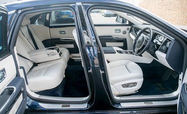 Rolls-Royce Ghost Saloon Ii 4dr Auto 14