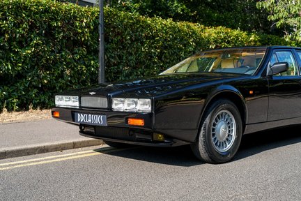 Aston Martin Lagonda Series IV 8