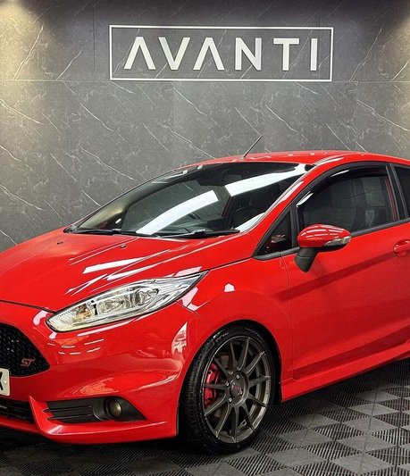 Ford Fiesta 1.6T EcoBoost ST-3 Hatchback 3dr Petrol Manual Euro 6 (182 ps)