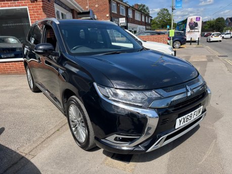 Mitsubishi Outlander 2.4h TwinMotor 13.8kWh 4h CVT 4WD Euro 6 (s/s) 5dr 10