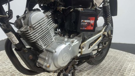 Yamaha YBR 125 2012 ONLY 14K PROJECT BIKE LEARNER SPARES OR REPAIR 125CC 12