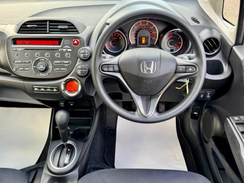 Honda Jazz 1.4 i-VTEC ES CVT Euro 5 5dr 2