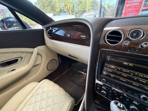 Bentley Continental GT V8 S MDS BLACK EDITION 31