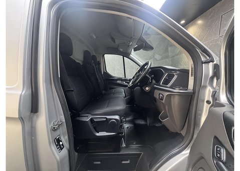 Ford Transit Custom 2.0 300 EcoBlue Limited Panel Van 5dr Diesel Manual L1 H1 Euro 6 (s/s) (130 28