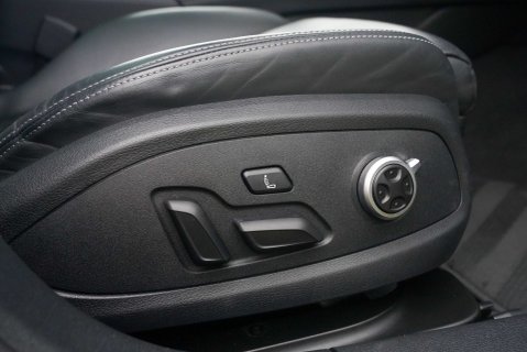 Audi RS4 CARBON BLACK 12