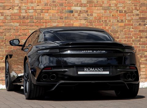 Aston Martin DBS Superleggera 3