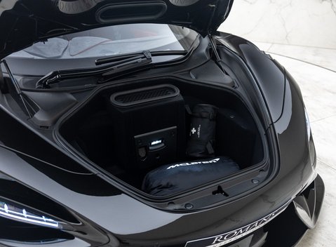 McLaren 765LT 48