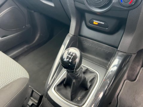 Ford Ecosport 1.5 Zetec 2WD Euro 5 5dr 28