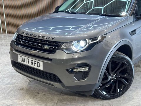 Land Rover Discovery Sport 2.0 Discovery Sport Black HSE TD4 Auto 4WD 5dr 36