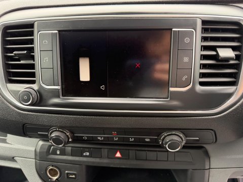 Vauxhall Vivaro 1.5 Turbo D 2900 Dynamic L2 H1 Euro 6 (s/s) 6dr 14
