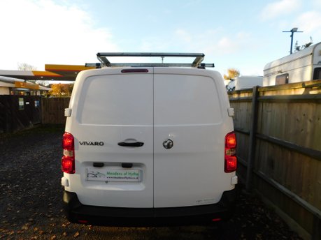 Vauxhall Vivaro 1.5 Turbo D 2900 DYNAMIC S/S L2H1 5