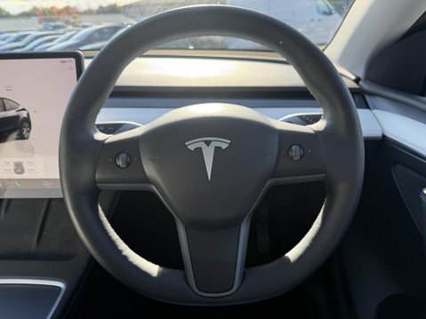Tesla Model Y (Dual Motor) Long Range SUV 5dr Electric Auto 4WDE (384 bhp) 34