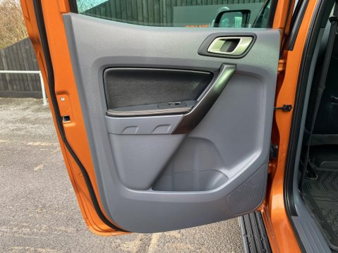 Ford Ranger WILDTRAK 4X4 DCB TDCI 19