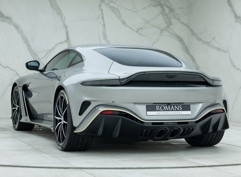 Aston Martin V12 Vantage 7