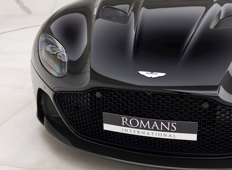 Aston Martin DBS Superleggera Volante 22