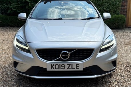 Volvo V40 T3 R-DESIGN EDITION 3