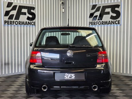 Volkswagen Golf 3.2 R32 Hatchback 3dr Petrol Manual (276 g/km, 240 bhp) 38