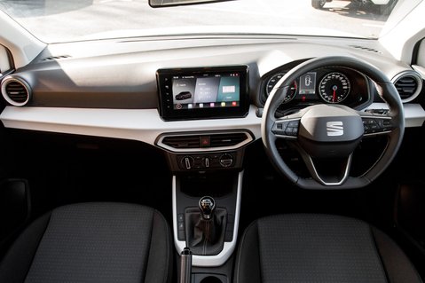 SEAT Arona TSI SE TECHNOLOGY 3