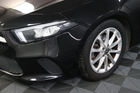 Mercedes-Benz A Class A 180 D SPORT 31