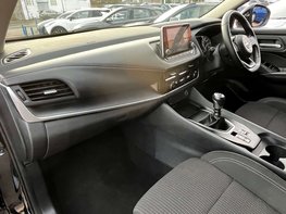 Nissan Qashqai 1.3 Qashqai Acenta Premium DiG-T MHEV 5dr 17