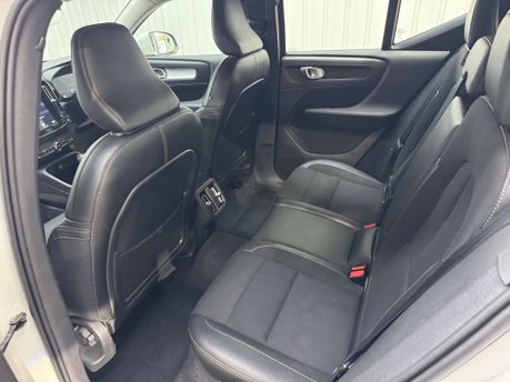 Volvo XC40 2.0 XC40 Momentum D3 5dr 65