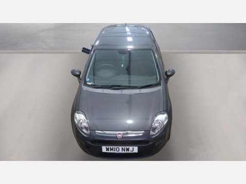 Fiat Punto Evo 1.4 Dynamic Hatchback 5dr Petrol Euro 5 (s/s) (77 bhp) 2
