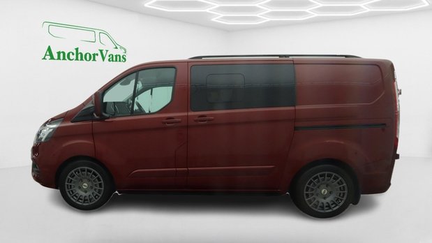 Ford Transit Custom Crew Cab SWB L1H1 Low Roof Limited 300 Air Con Alloys Sensors EURO 6 7