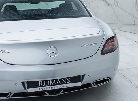 Mercedes-Benz SLS AMG 31