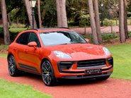 Porsche Macan S PDK 32