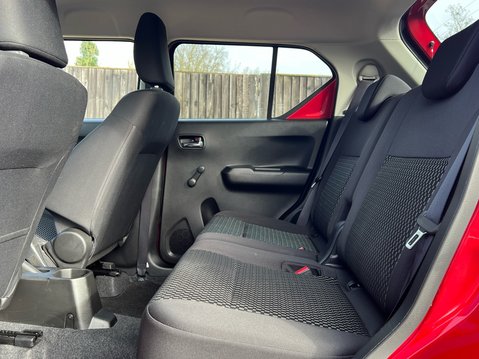 Suzuki Ignis SZ-T DUALJET MHEV 9