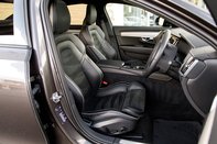Volvo S90 RECHARGE T8 R-DESIGN AWD 33