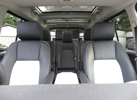 Land Rover Discovery SDV6 HSE Luxury 18