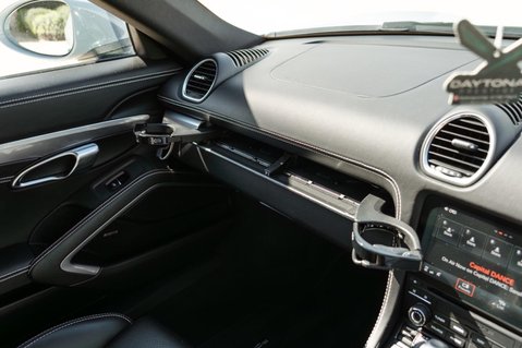 Porsche 718 Cayman 2.0T Style Edition PDK Euro 6 (s/s) 2dr 33