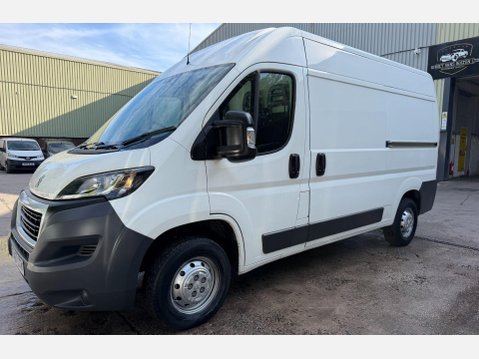 Peugeot Boxer 2.0 BlueHDi 335 Professional Panel Van 5dr Diesel Manual L2 H2 Euro 6 (130 9
