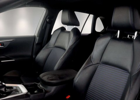 Toyota Rav4 2.5 RAV4 Dynamic HEV 4x2 CVT 5dr 15