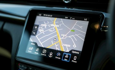 Maserati Quattroporte DV6 19