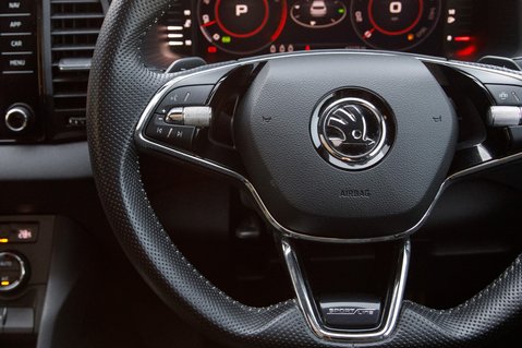 Skoda Karoq SPORTLINE TSI DSG 18