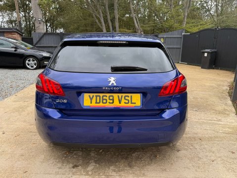 Peugeot 308 1.2 308 Tech Edition PureTech S/S 5dr 15