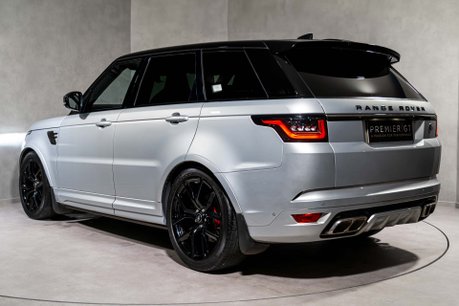 Land Rover Range Rover Sport SVR CARBON EDITION. DEPLOYABLE SIDE STEPS. MATRIX LEDs. CARBON FIBRE ENGINE BAY 6