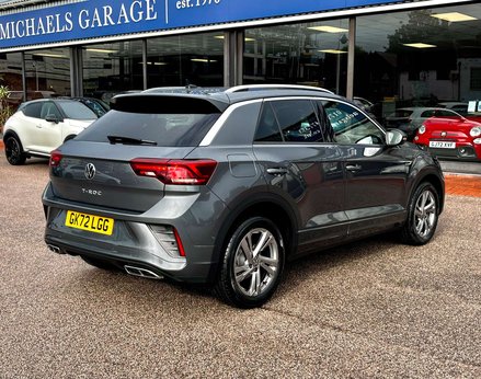 Volkswagen T-Roc 1.5 T-Roc R-Line TSI Semi-Auto 5dr 8