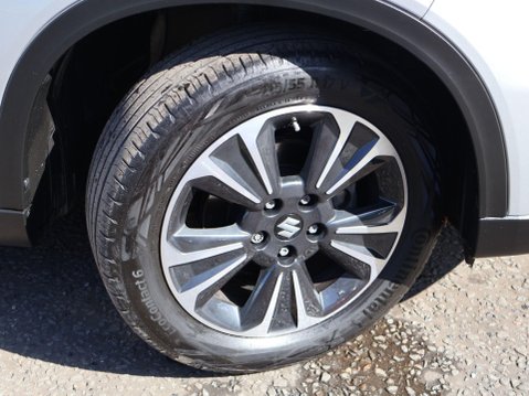 Suzuki Vitara 1.4 Boosterjet MHEV SZ5 Euro 6 (s/s) 5dr 29