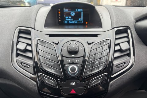 Ford Fiesta ZETEC.. 13 SERVICES.. 1 PREVIOUS KEEPER.. £35 ROAD TAX 5