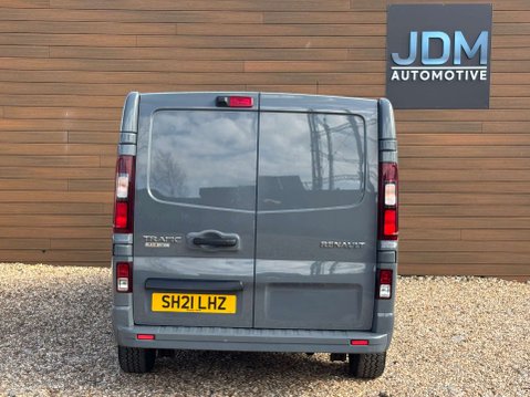 Renault Trafic 2.0 Trafic SL28 Black Edition Energy dCi 5