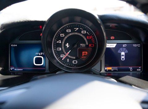 Ferrari 812 Superfast 16